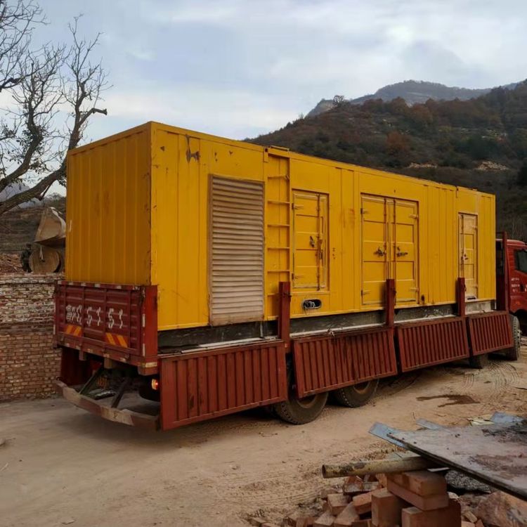 青山200kW 发电机组在带电阻性负载时，输出功率会受到哪些因素的影响？