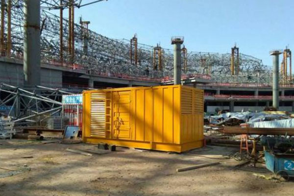青山发电机出租如何判断空气滤清器是否需要更换？